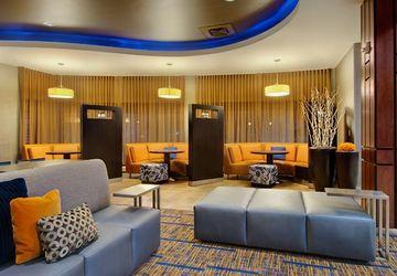 Courtyard By Marriott Madison East Hotel Exterior foto