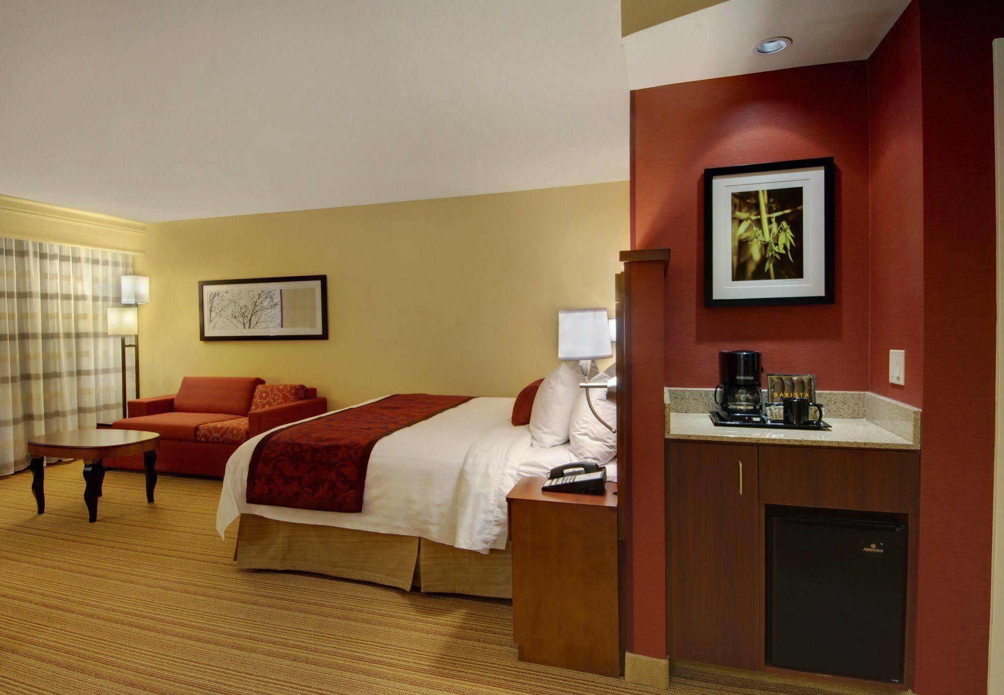 Courtyard By Marriott Madison East Hotel Cameră foto